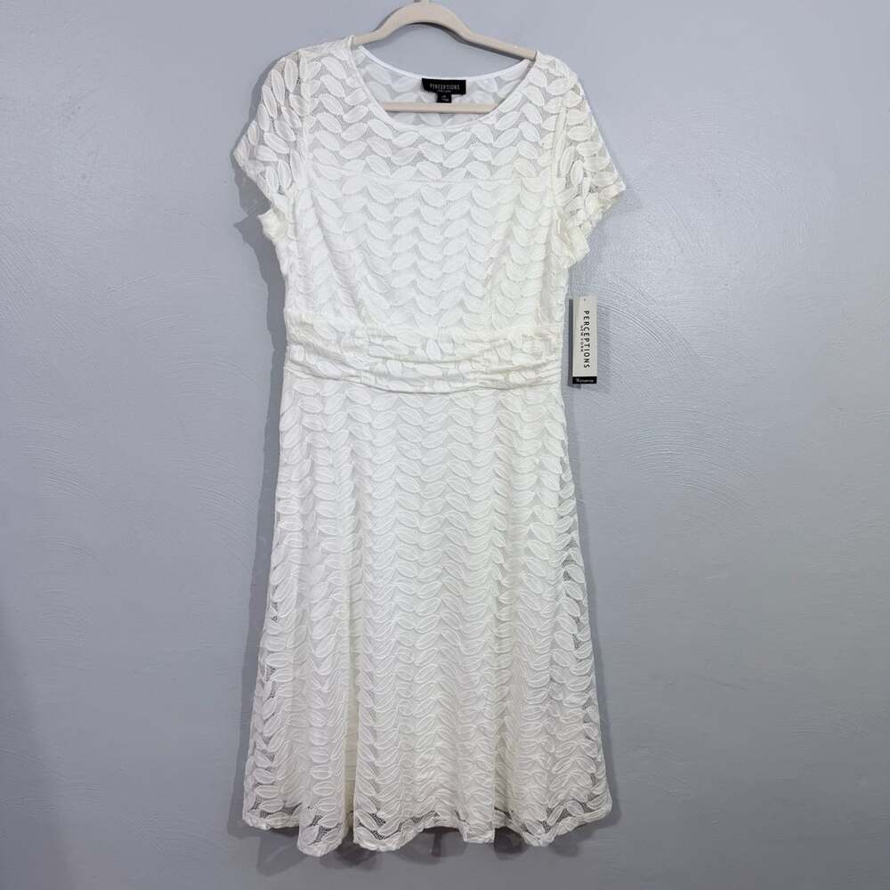 Perceptions New York White Leaf Lace Dress Size 14